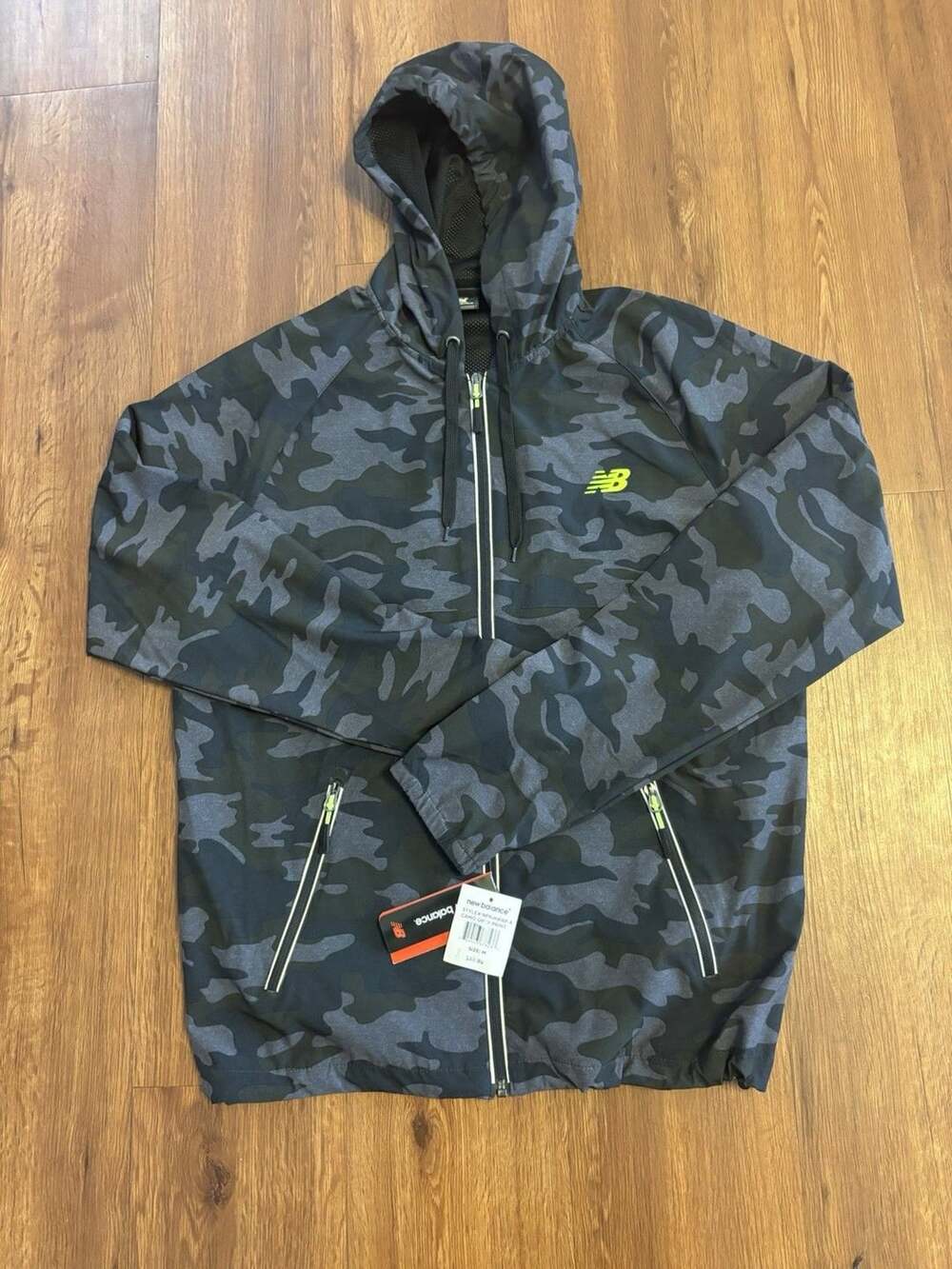 New Balance Mens Medium Hooded Windbreaker Camo Jacket Grey Green Logo Softshell
